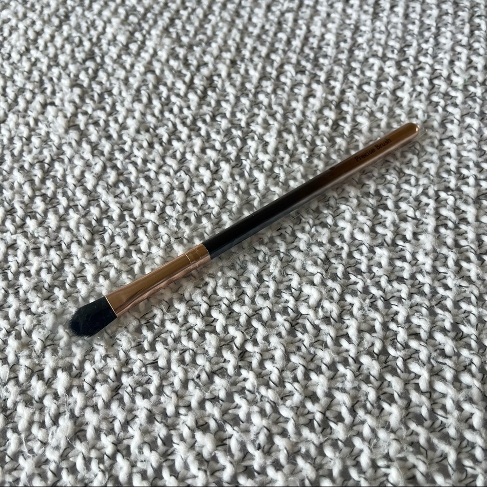 NWT HIPDOT Brush